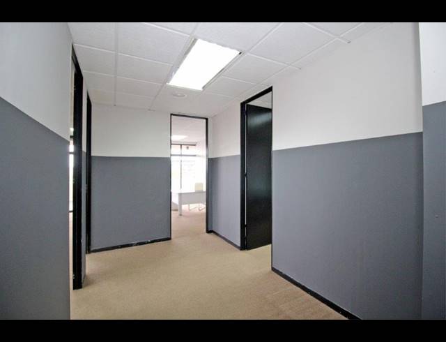 476M² BUILDING TO LET IN SUNNYSIDE
